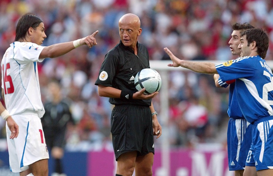 Milan-Baros-EM2004-betsafe